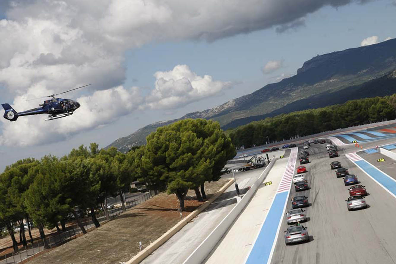 Image principale de l'actu: La passion porsche se vit dans une journee de reve 