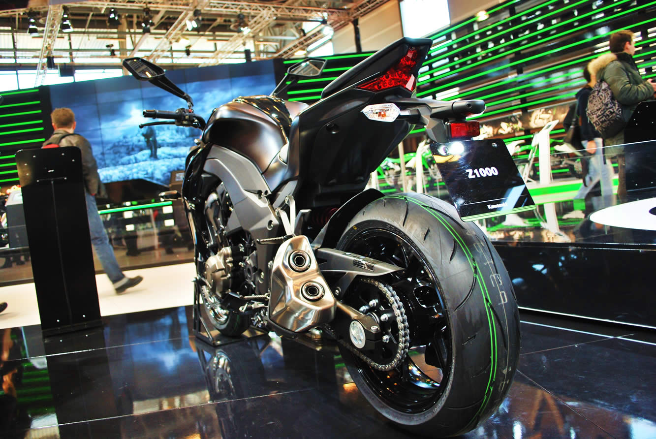 Kawasaki z 1000 2014 gaz a tous les etages 