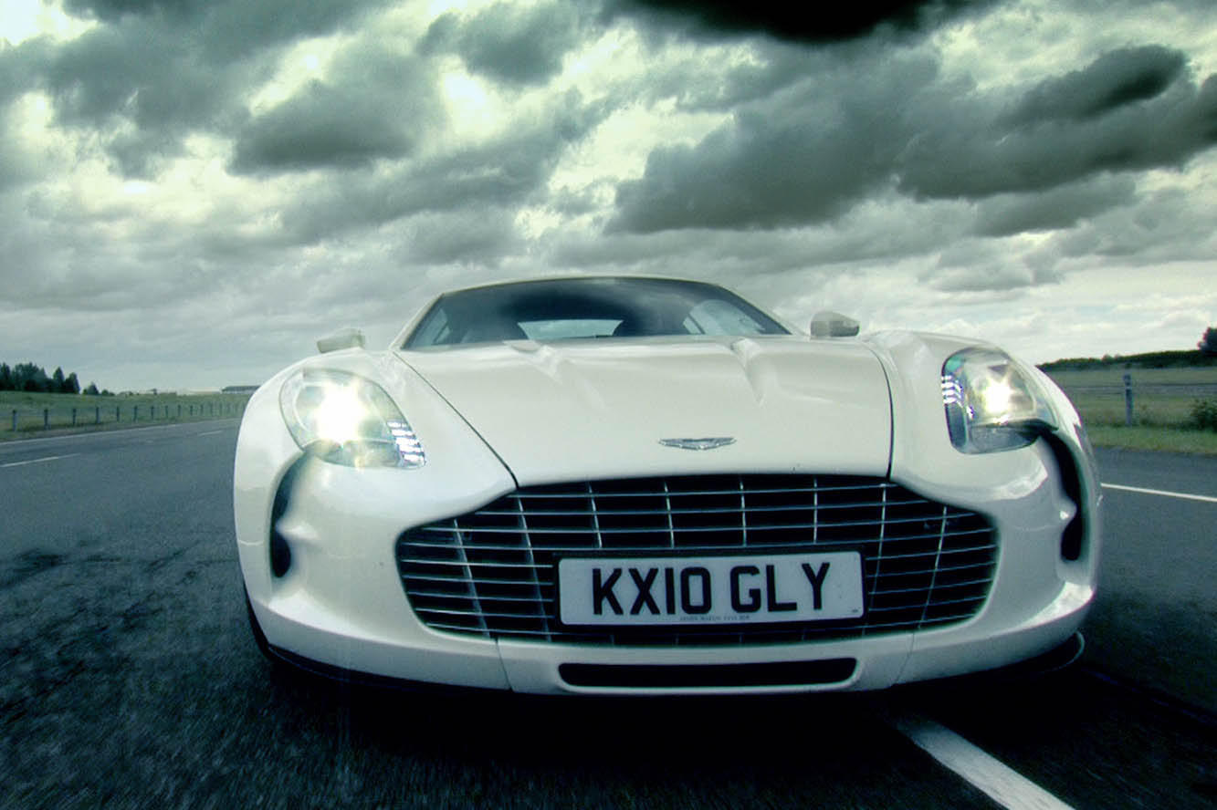 Aston martin one 77 les specifications 
