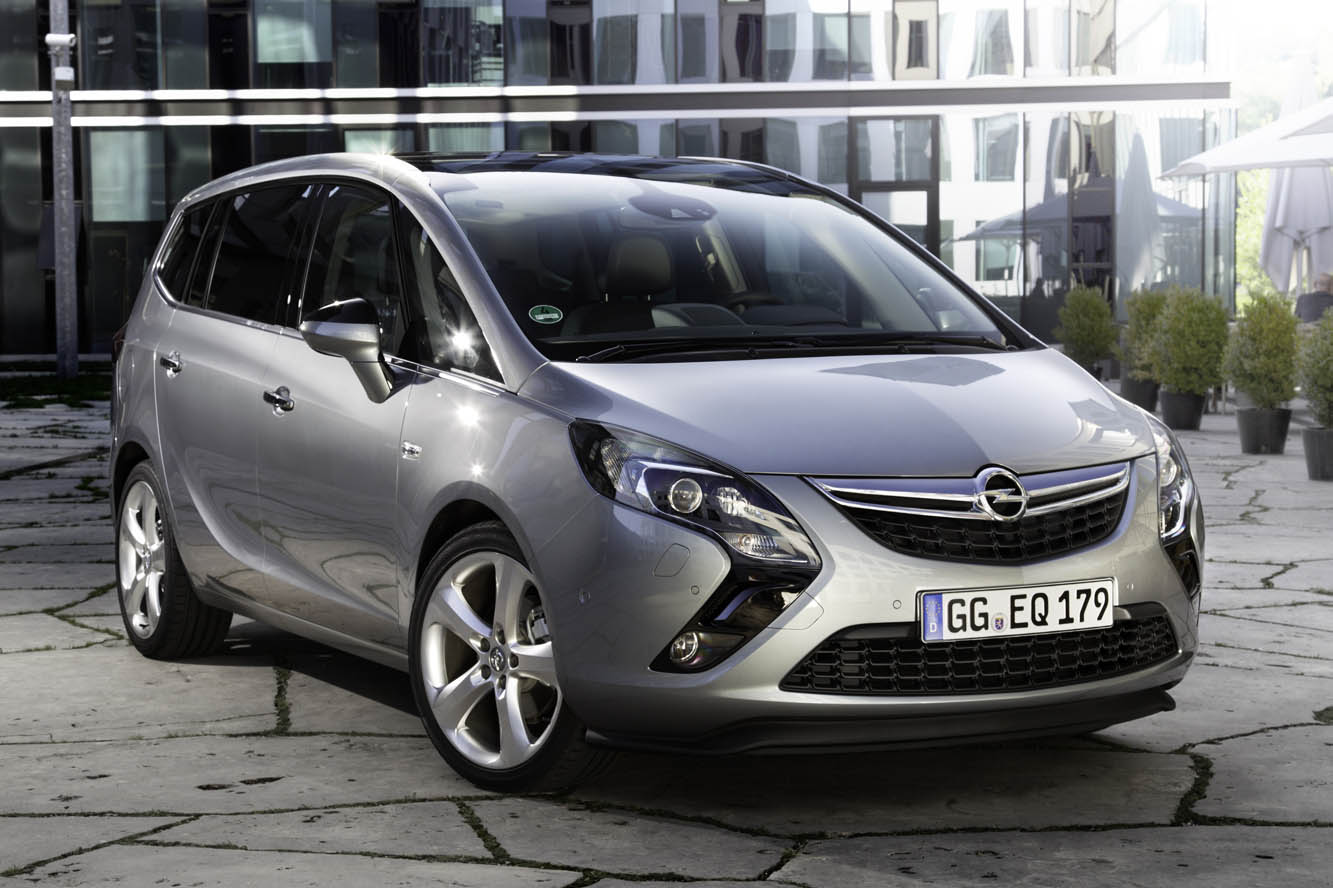 Image principale de l'actu: Opel zafira tourer diesel biturbo 