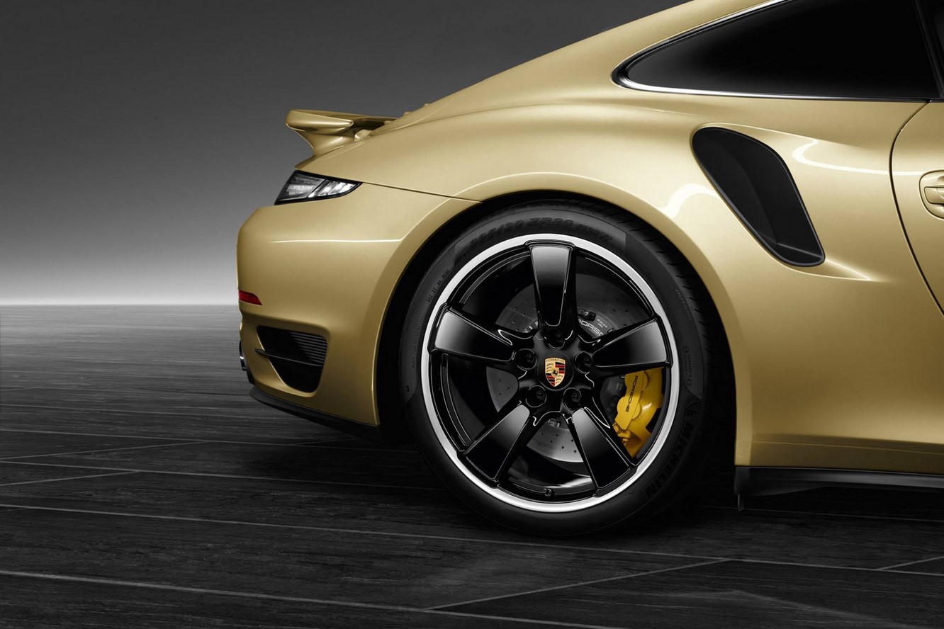 Porsche 911 turbo la version gold de porsche exclusive 