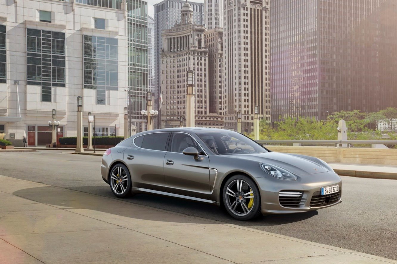 Porsche panamera turbo s 2014 plus de style et de puissance 