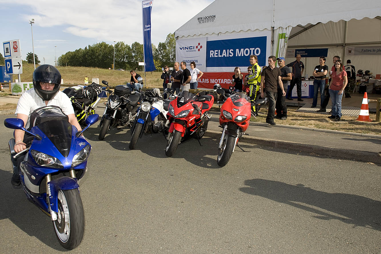 Gp france moto vinci ouvre ses barrieres aux motards 