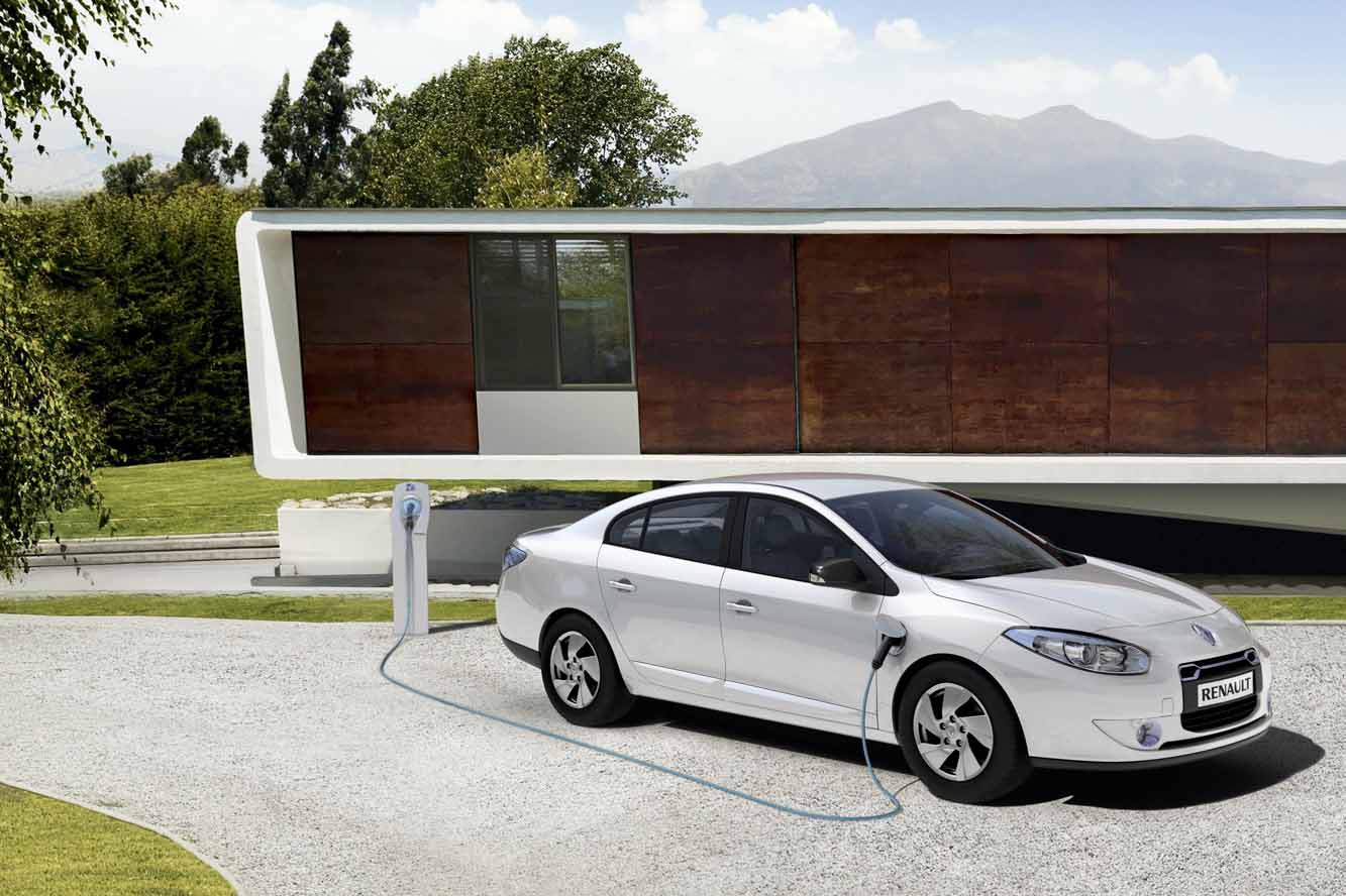 Renault fluence z e 100 electrique 