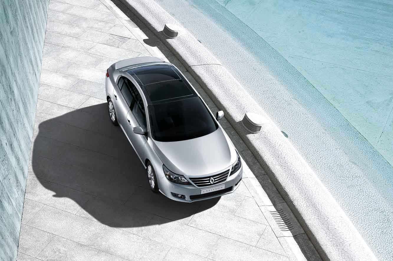 Image principale de l'actu: Renault latitude le nouveau haut de gamme 