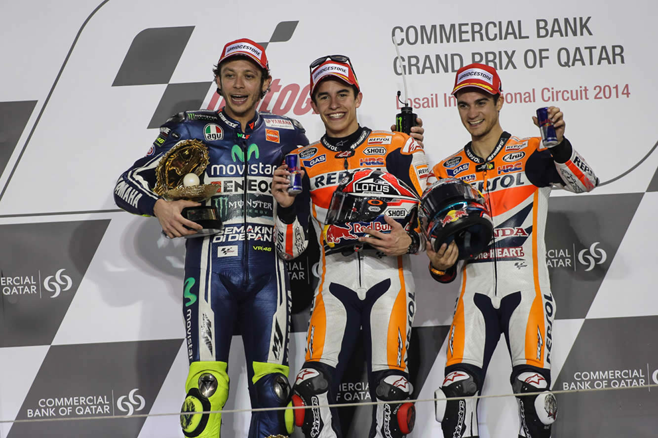 Moto gp 2014 rossi monte sur le podium pour le 1er gp du qatar 