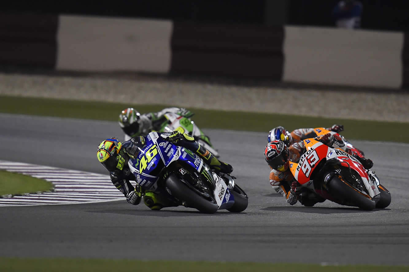 Moto gp 2014 rossi monte sur le podium pour le 1er gp du qatar 