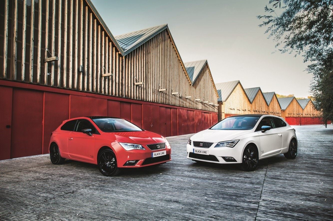 Seat leon sc et ibiza black line l exclusivite par les contrastes 