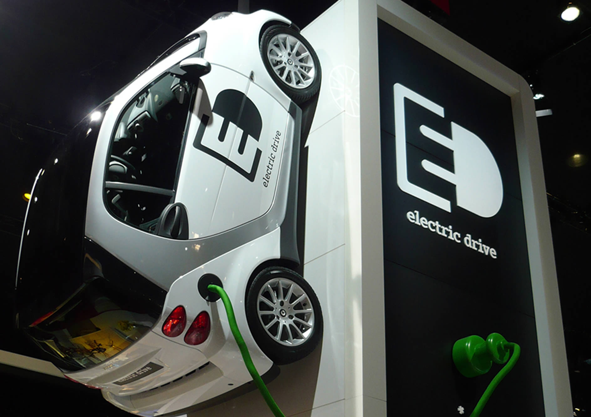 Image principale de l'actu: La smart fortwo electrique a paris 