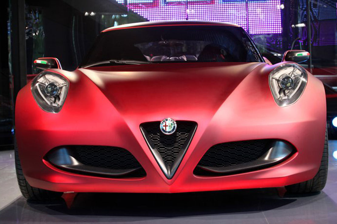 Image principale de l'actu: Alfa romeo 4c la video de promotion 