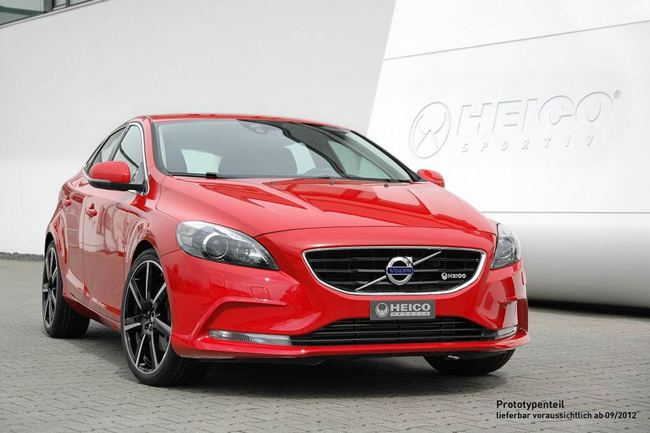 Image principale de l'actu: Volvo v40 heico sportiv 