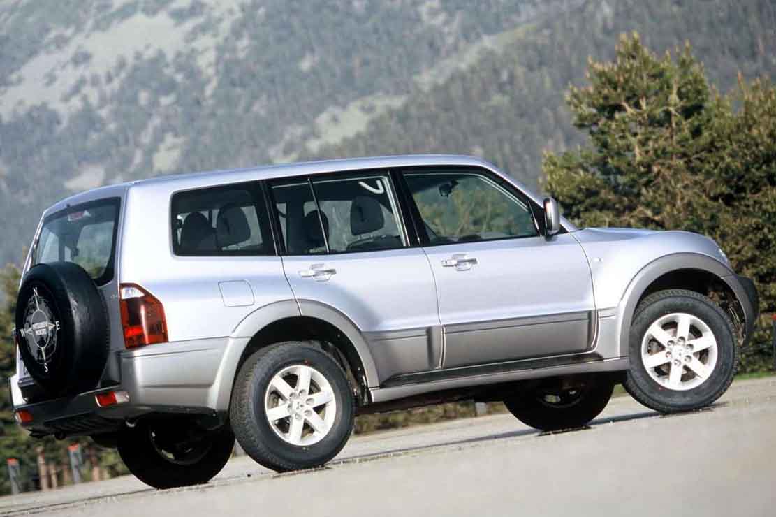 Fiche technique Mitsubishi Pajero Long 3.2 DID 2005