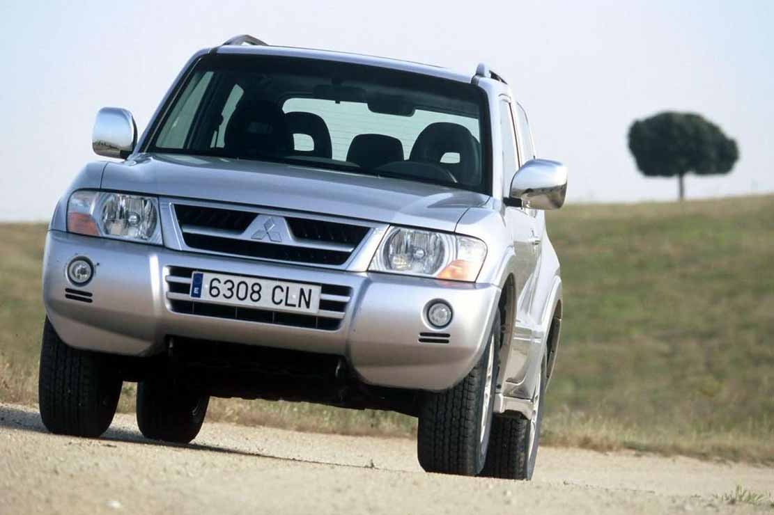 Fiche technique Mitsubishi Pajero Court 3.2 DID 2006