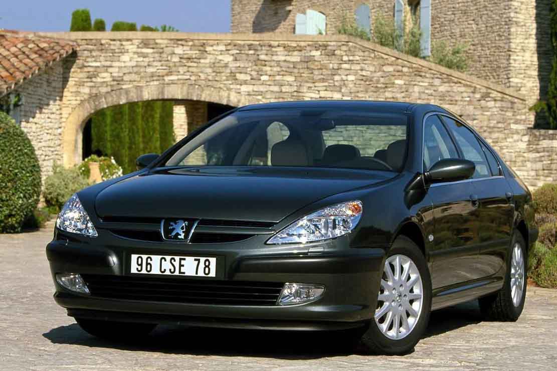 Fiche technique Peugeot 607 2.7 V6 HDI 24V 2006