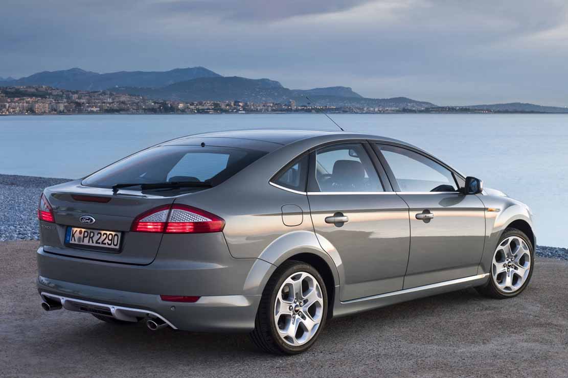 Fiche technique Ford Mondeo 2.0 TDCi 2008