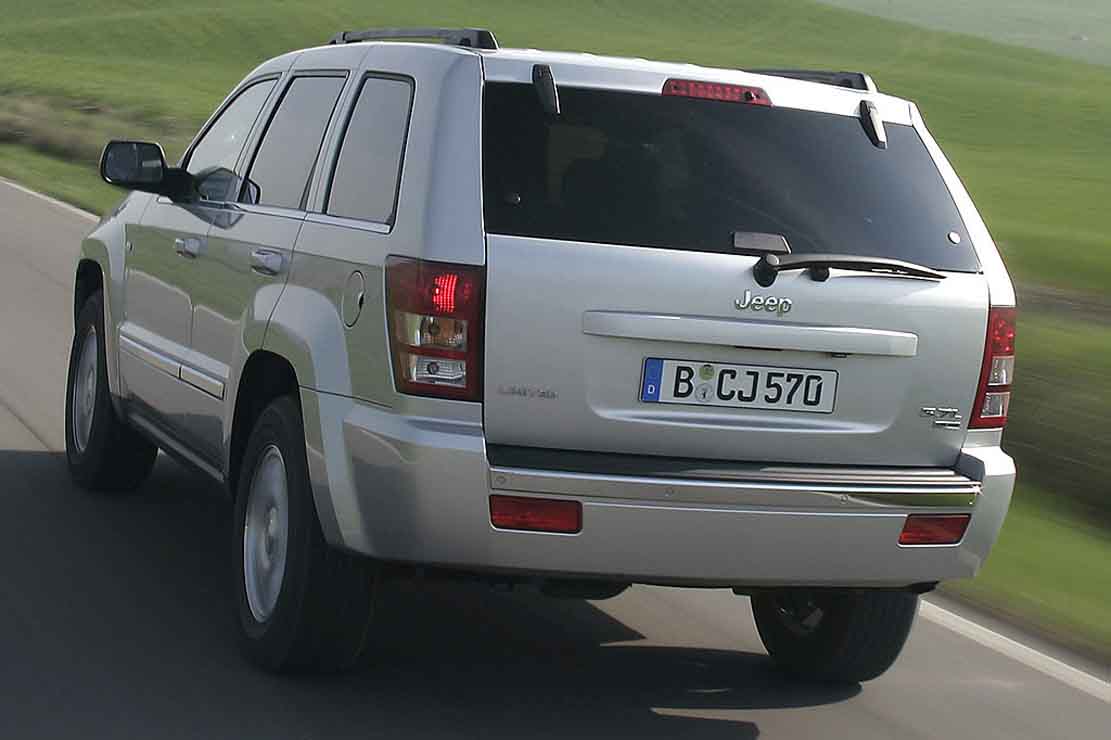 Гранд чероки 3 литра. Jeep Grand Cherokee 3.7 Laredo. Jeep Grand Cherokee 3.0CRD. Гранд Чероки 5.7 Hemi. Джип Гранд Чероки 5.2.