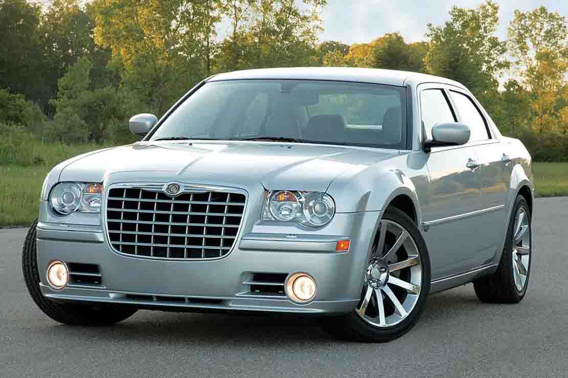 Fiche technique Chrysler 300C 5.7 AWD 2009