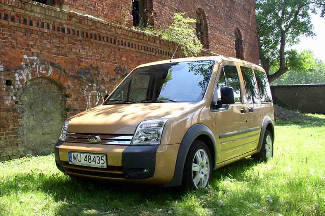 Форд коннект 1.8 купить. Ford Tourneo connect 1. Ford Tourneo connect 1.8 2008. Форд Торнео Коннект 1.8. Форд Турнео Коннект 2005.