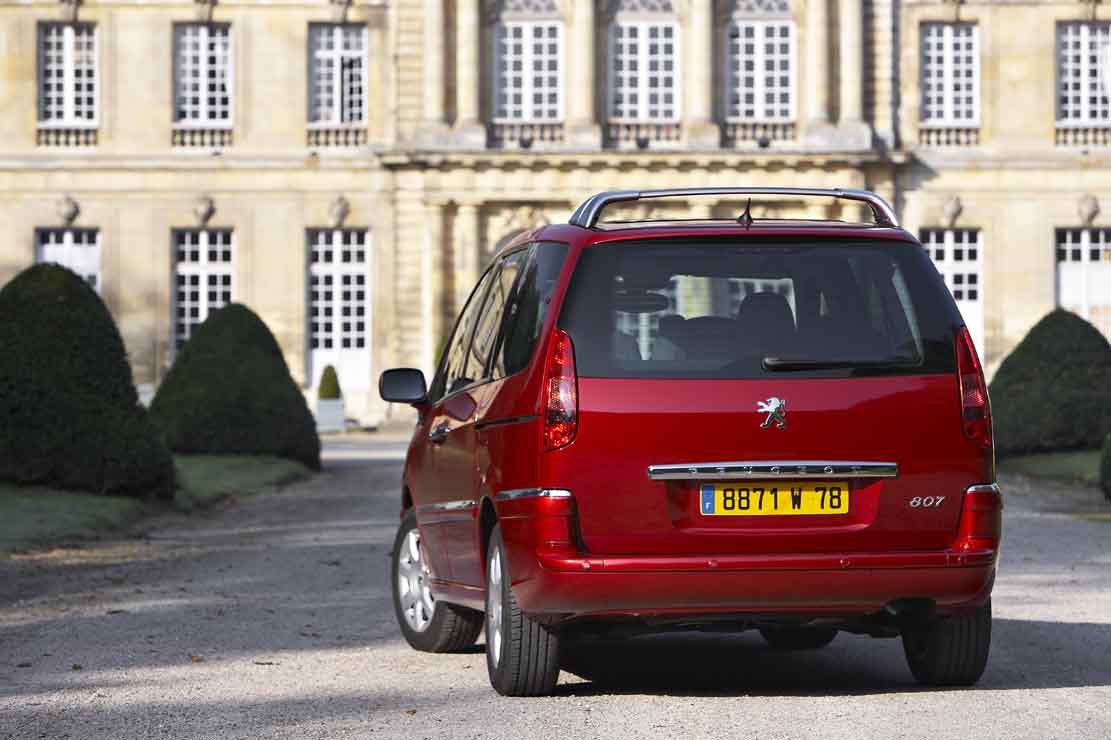 Бензонасос peugeot 807