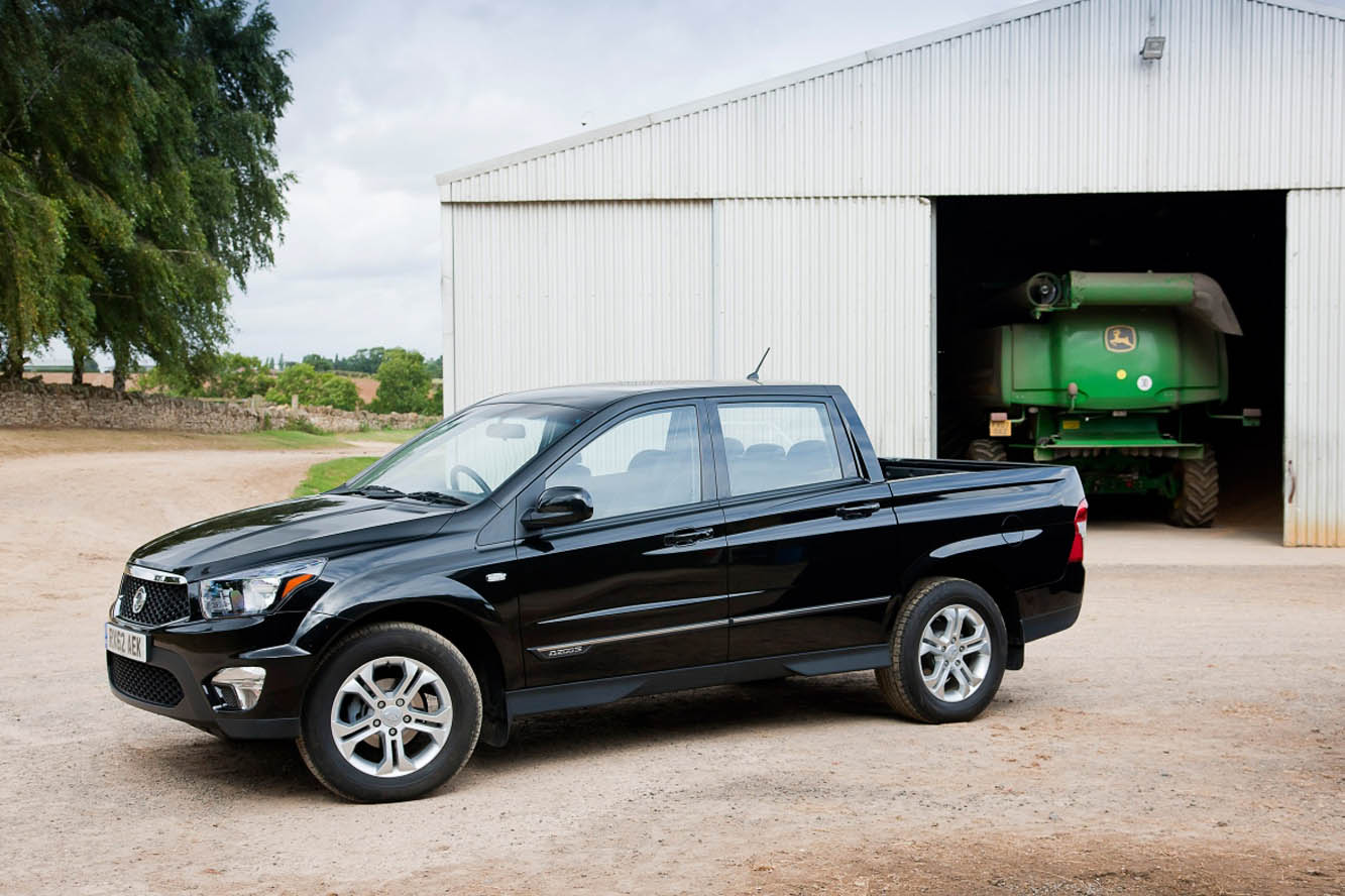 Ssangyong actyon 2013 года