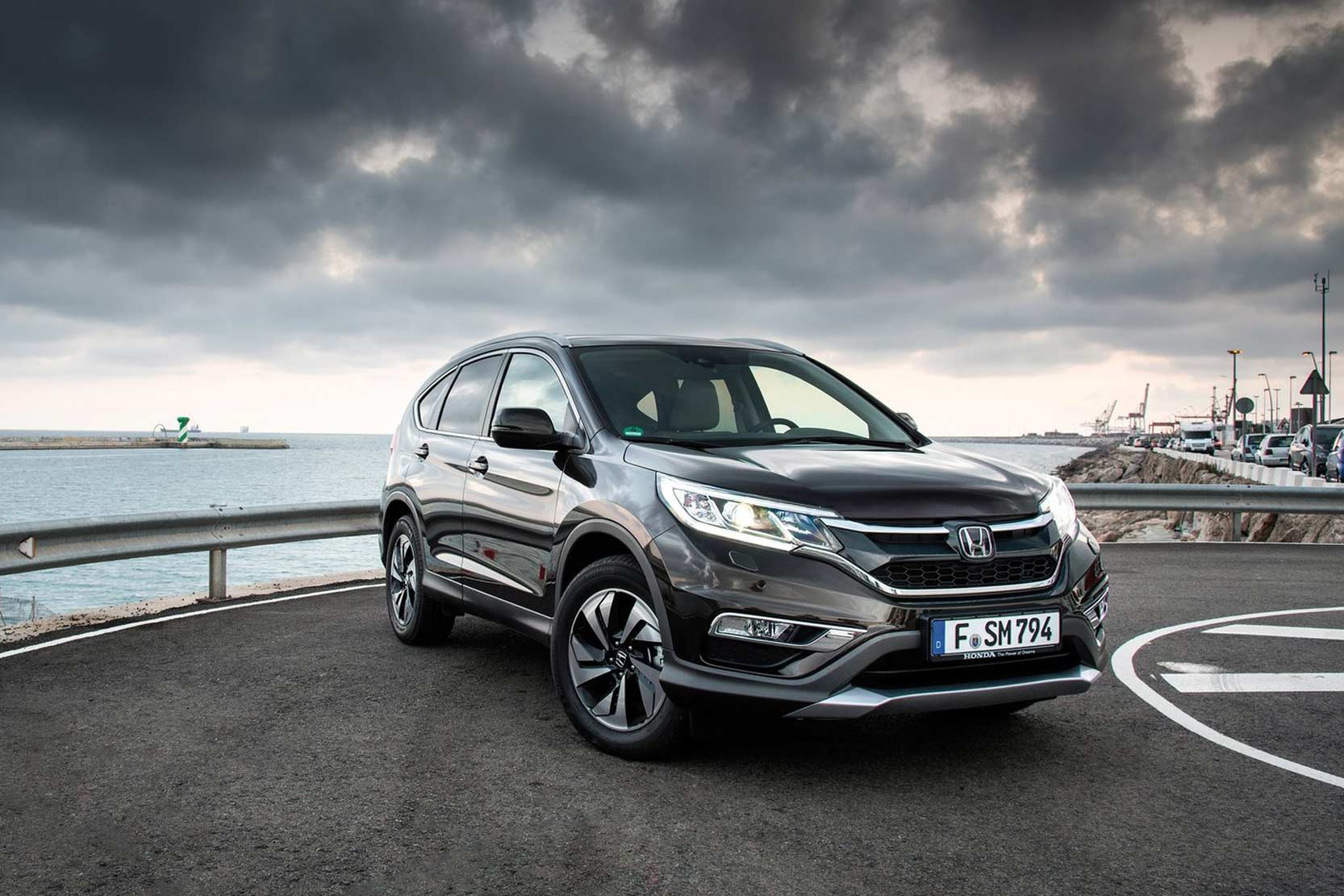 Тест драйв срв. Honda CR-V 2015. Honda CR-V 4. Хонда CRV 2015. Хонда СРВ 2015.