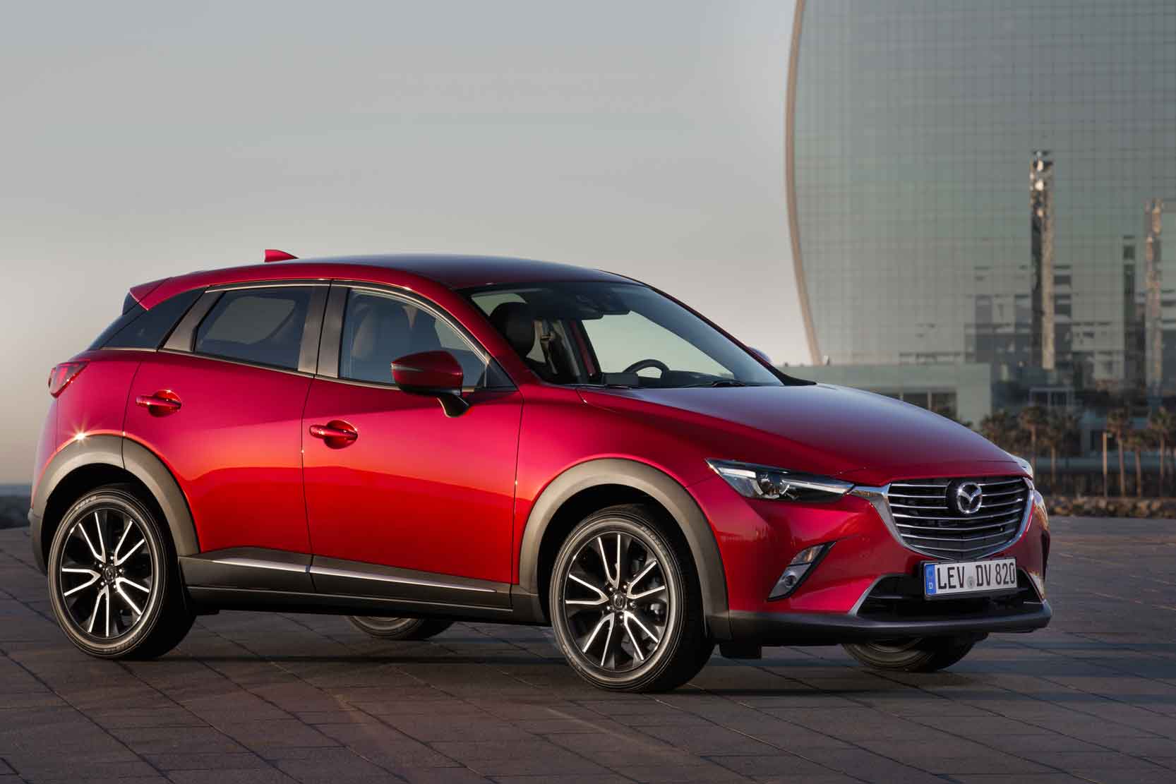 Fiche technique Mazda CX 3 SKYACTIVG 120 2017