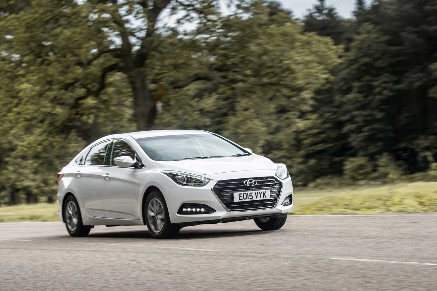 Fiche technique Hyundai i40 1.6 CRDi 136 2019