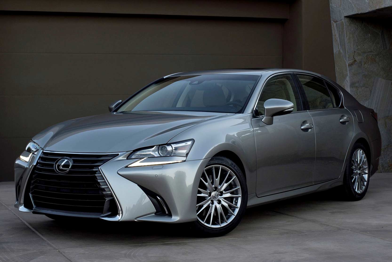 Fiche technique Lexus GS 450h 2019