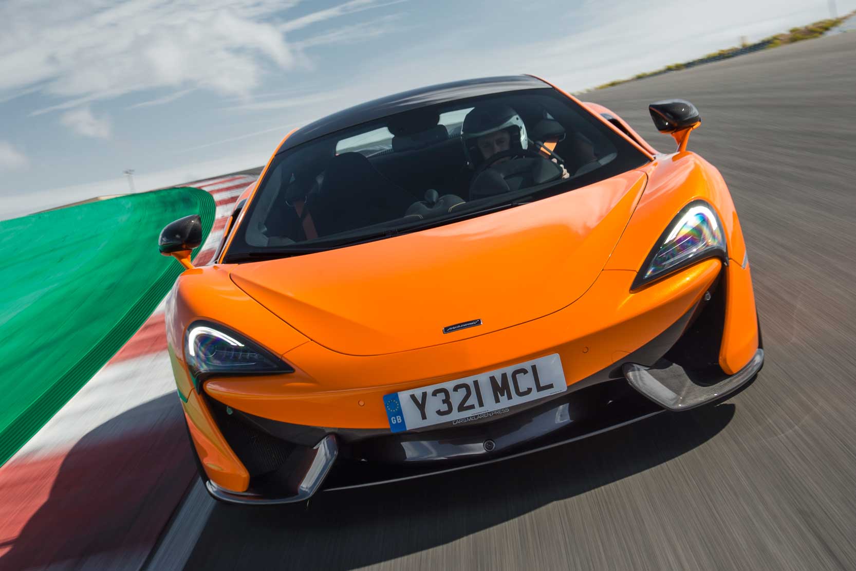 MCLAREN 570s модель