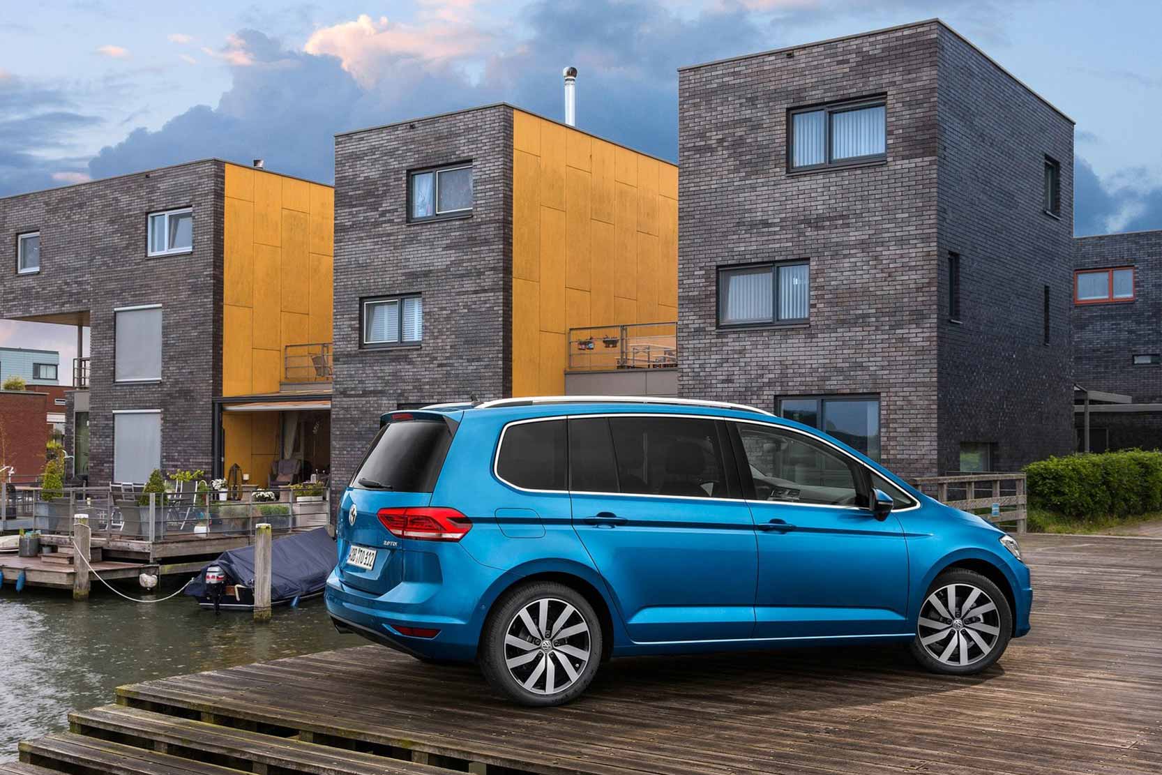 Volkswagen touran 2019