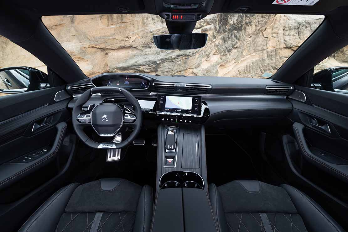Peugeot 508 салон