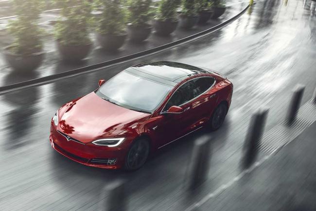 Www Larevueautomobile Com Images Fiche Technique Tesla Model S Tesla Model S Md 3 Jpg Www Larevueautomobile Com Images Fiche Technique Tesla Model S Tesla Model S Md 3 Jpg