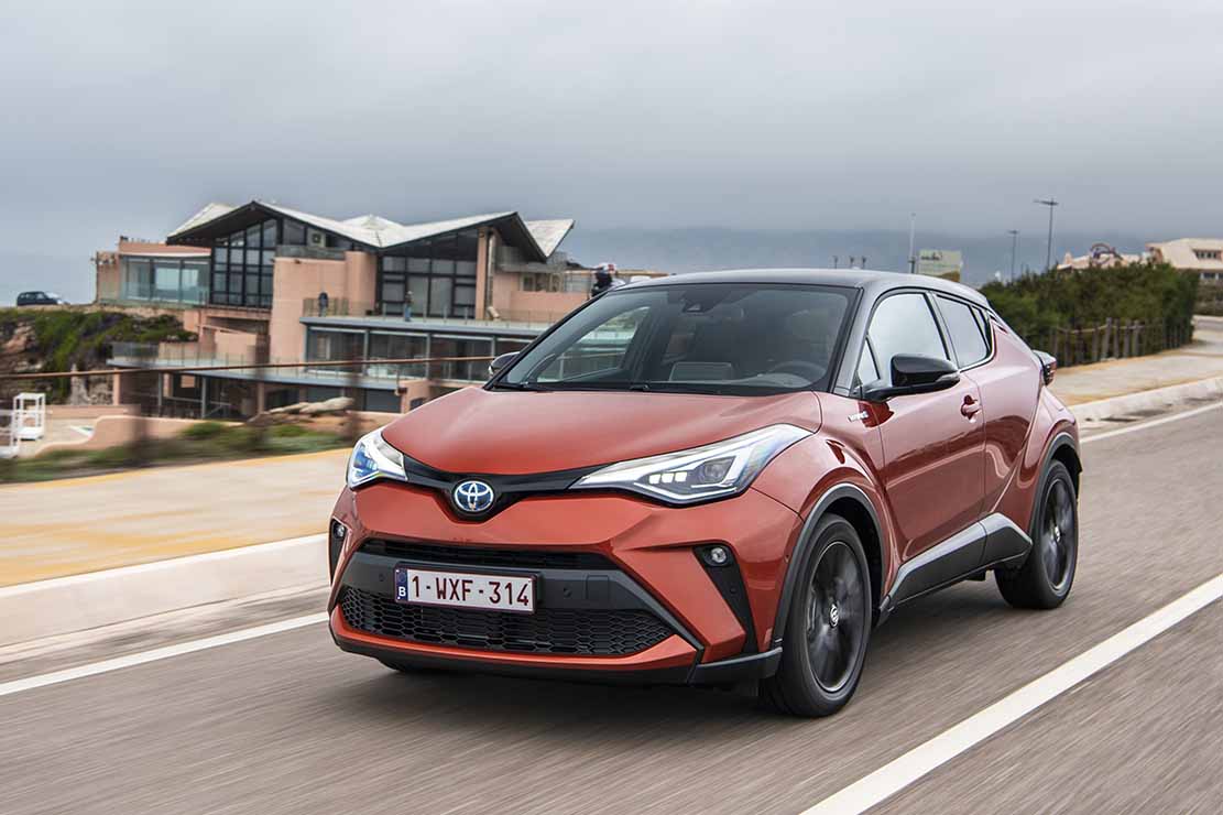 Fiche technique Toyota CHR Hybride 184h 2020