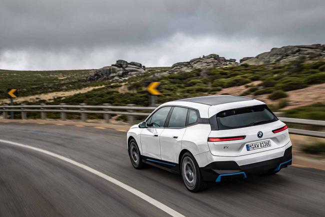 Fiche technique Bmw iX xDrive40 2021